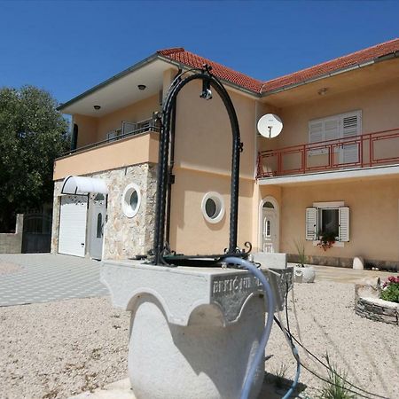 Apartmán Apartman Delux Brkic Lozovac Exteriér fotografie